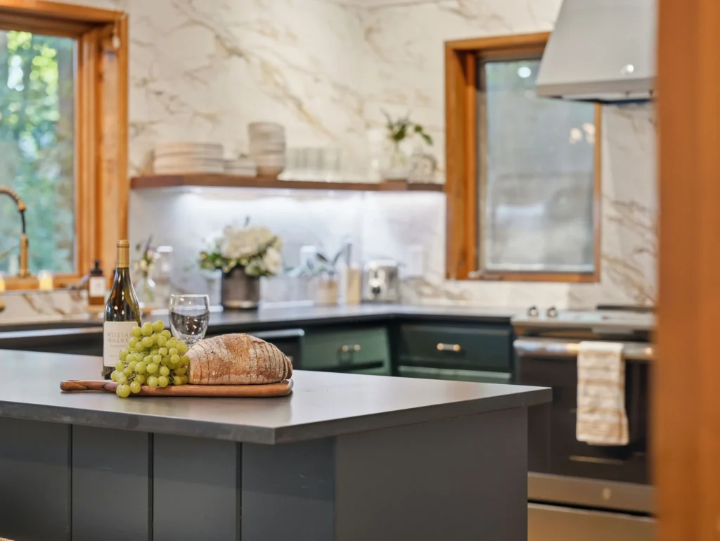 HDB Kitchen – Island