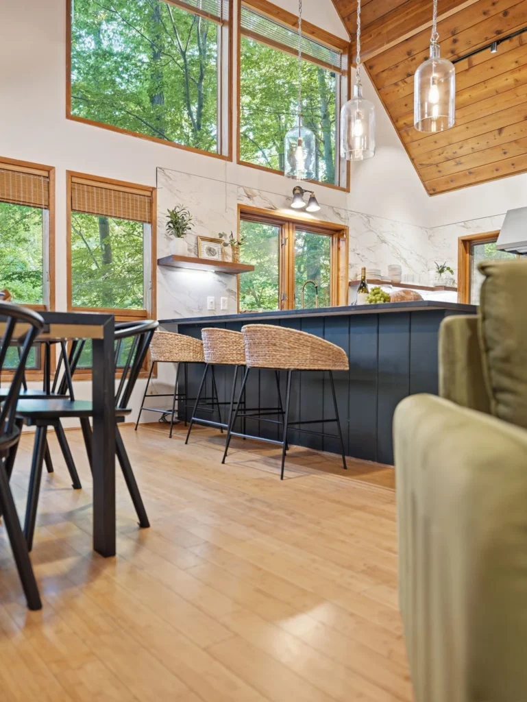 HDB – Kitchen Vaulted Ceiling