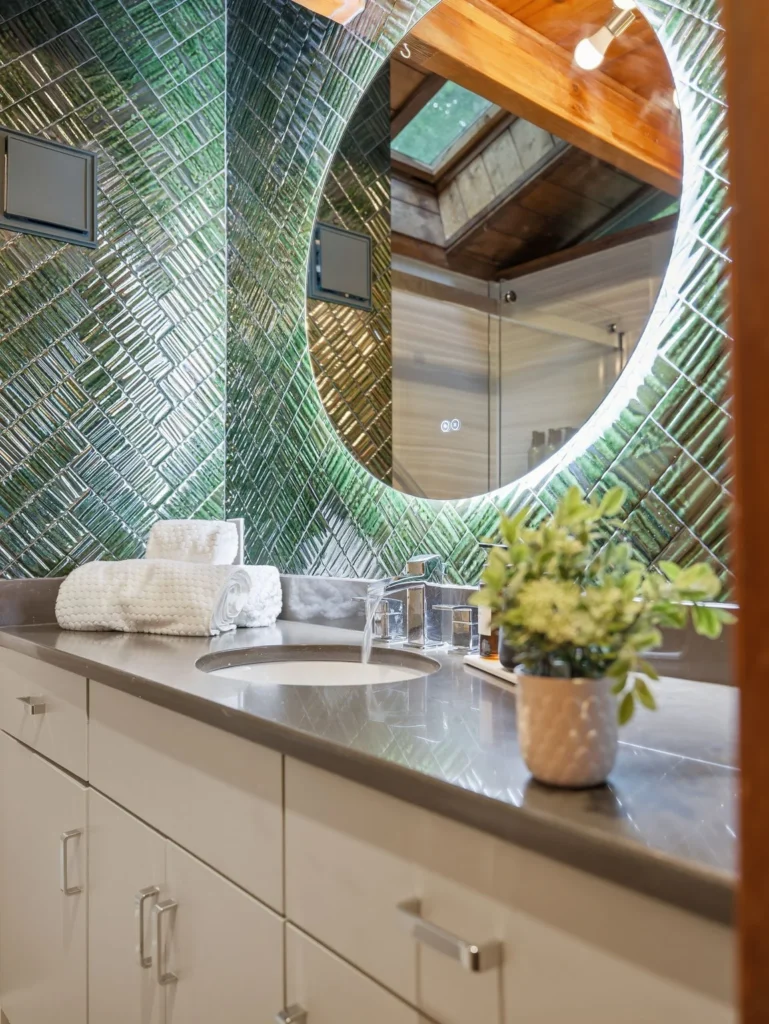 HDB Master Bath